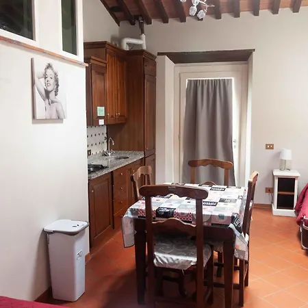 Torre Degli Onesti Bed & Breakfast *