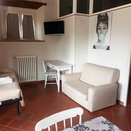 Torre Degli Onesti Bed & Breakfast Lucca