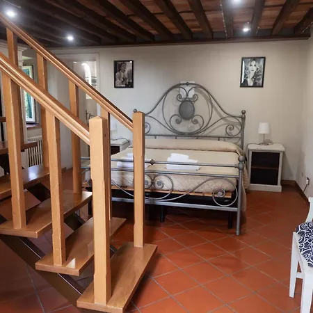 Torre Degli Onesti Bed & Breakfast *